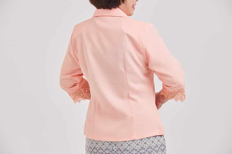 oldwomen-thaisilk-24