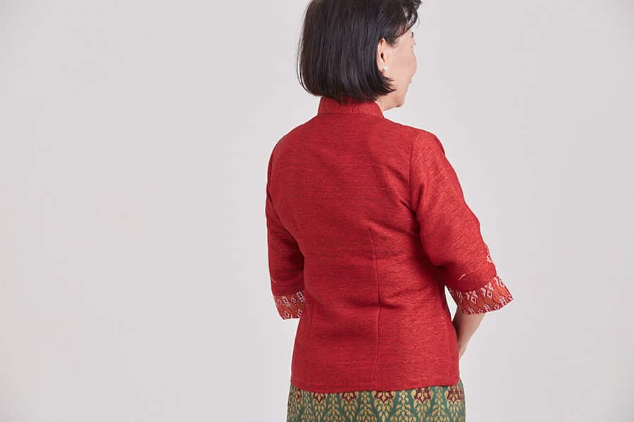 oldwomen-thaisilk-30