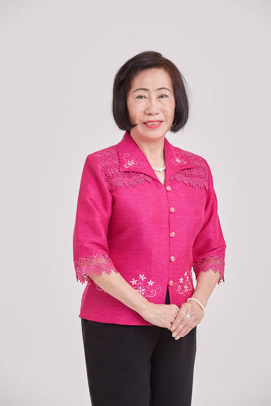 oldwomen-thaisilk-39