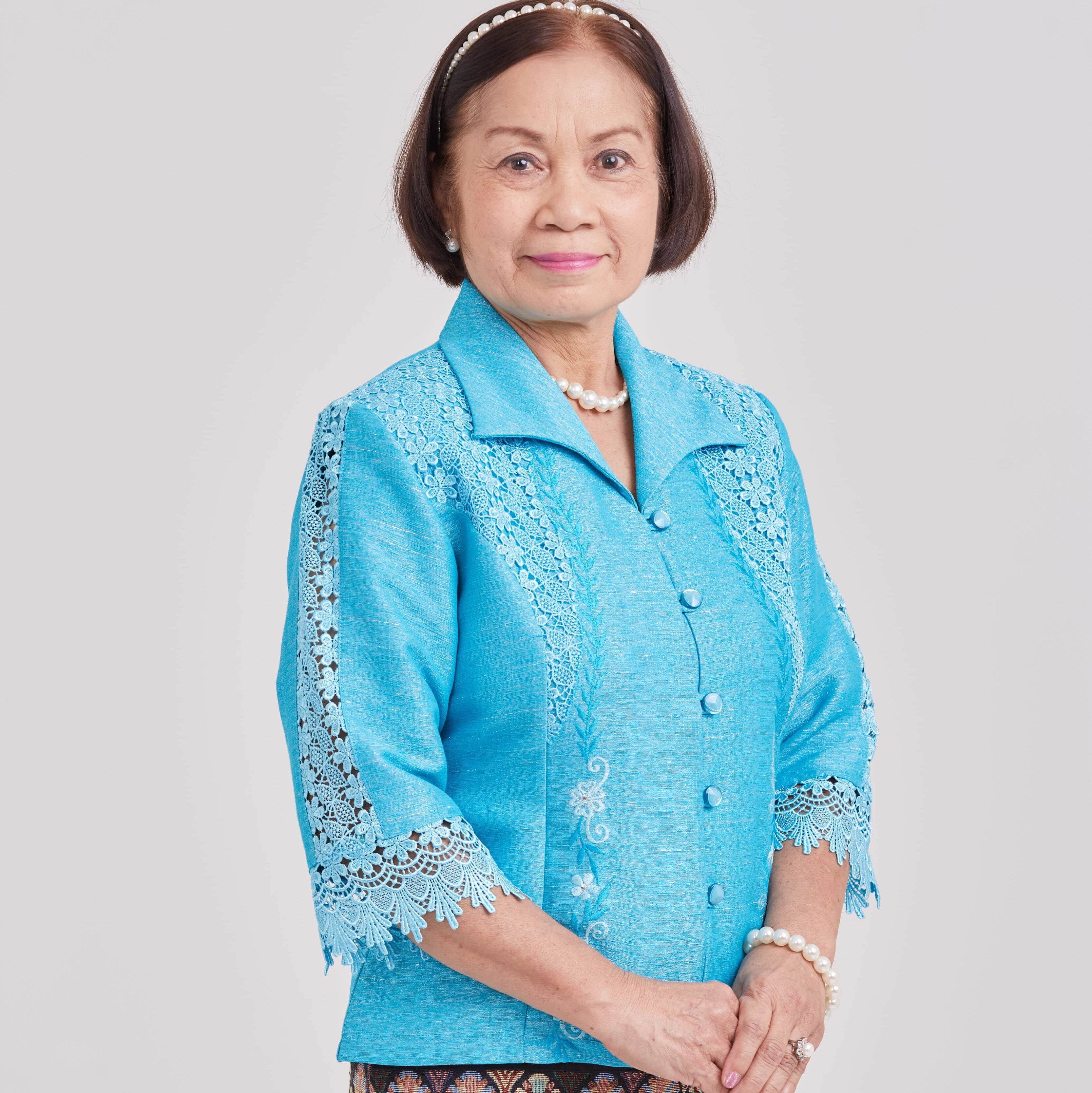 oldwomen-thaisilk-021