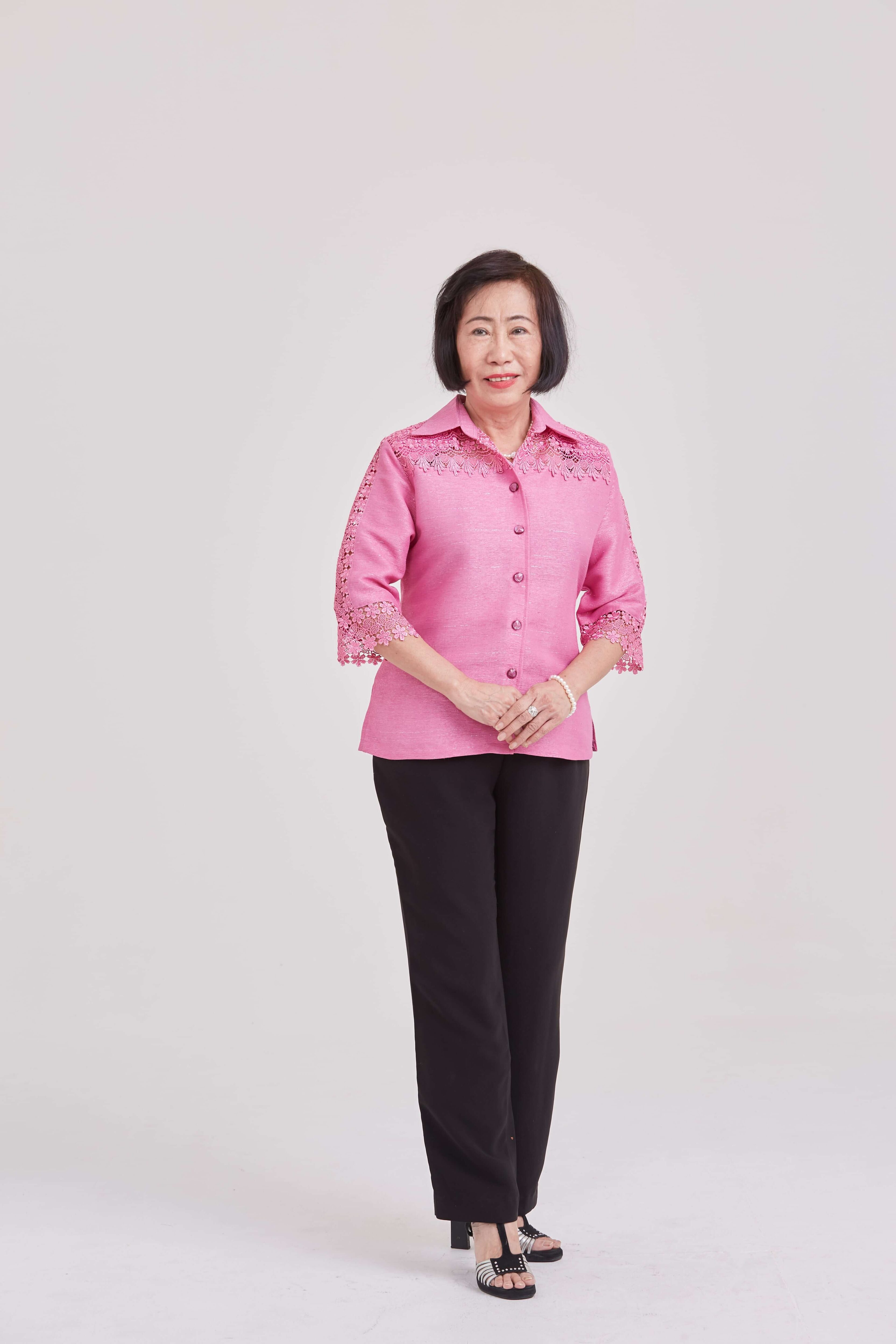 006-oldwomen-thaisilk-shirt